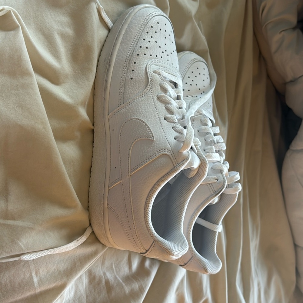 Size 9.5 Nike Air Force 1 Never Worn Brand New
